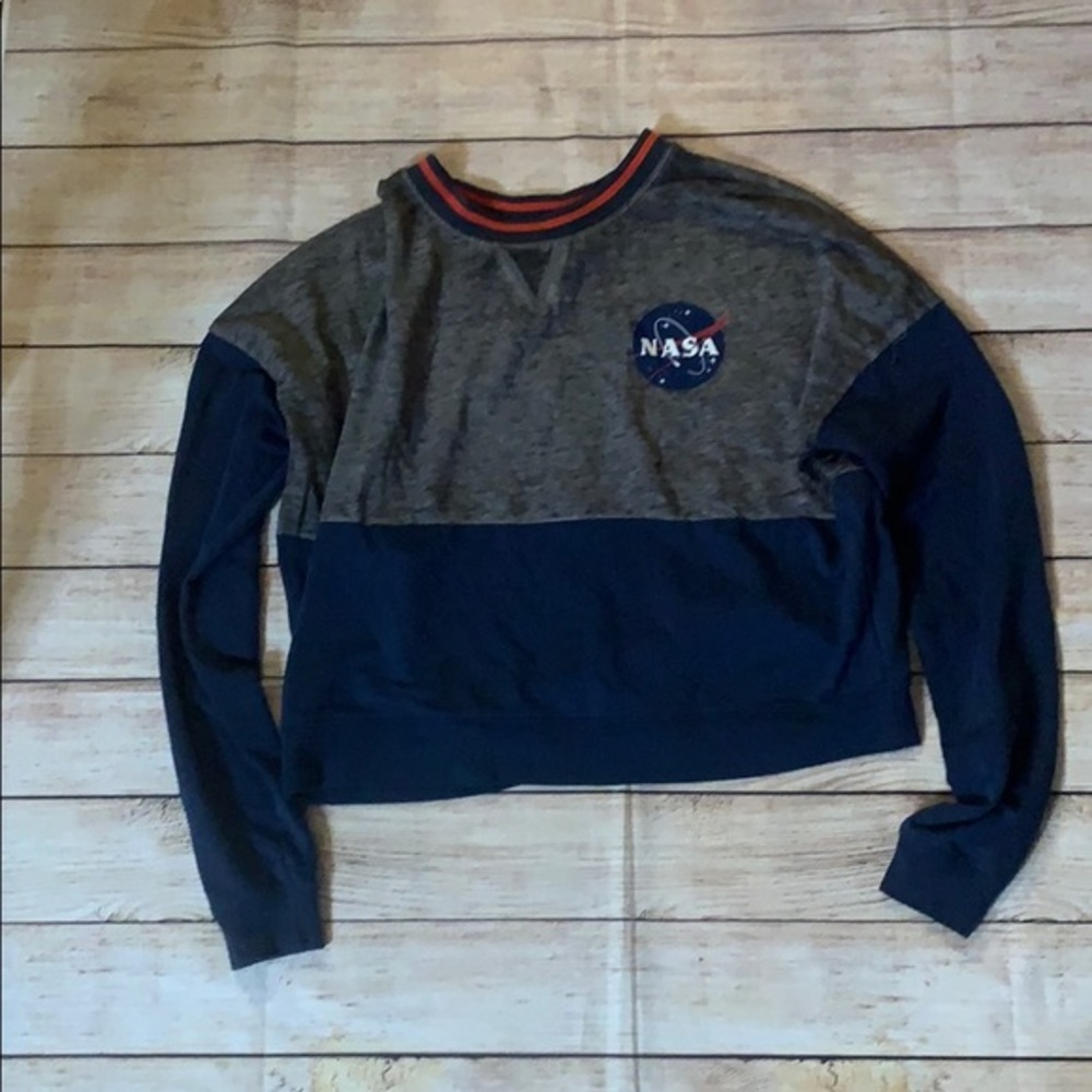 Fifth Sun NASA Longsleeve shirt size S